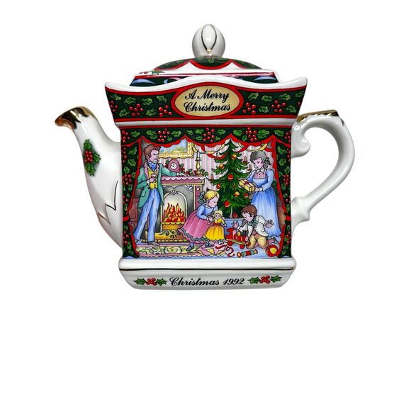 Vintage Sadler Collectible Christmas Teapot-Savoy "Christmas Mornings" 1992 - Picture 8 of 13